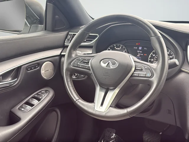 Used 2023 White INFINITI ESSENTIAL image 36