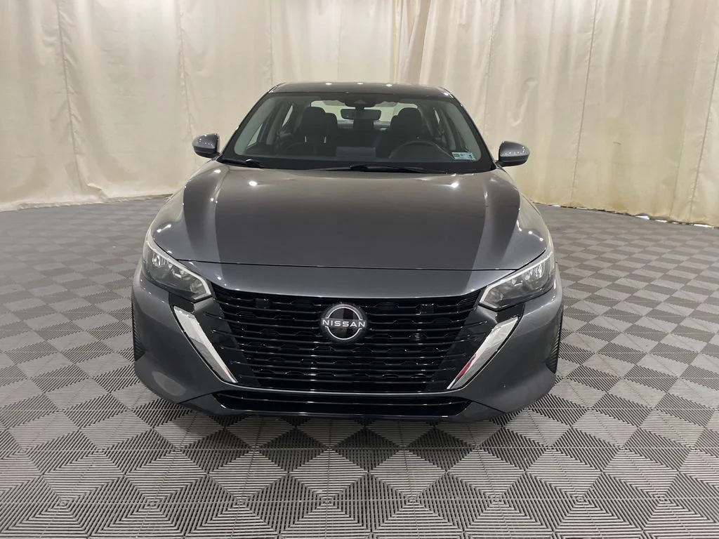 Certified Used 2025 Gun Metallic Nissan SV image 3