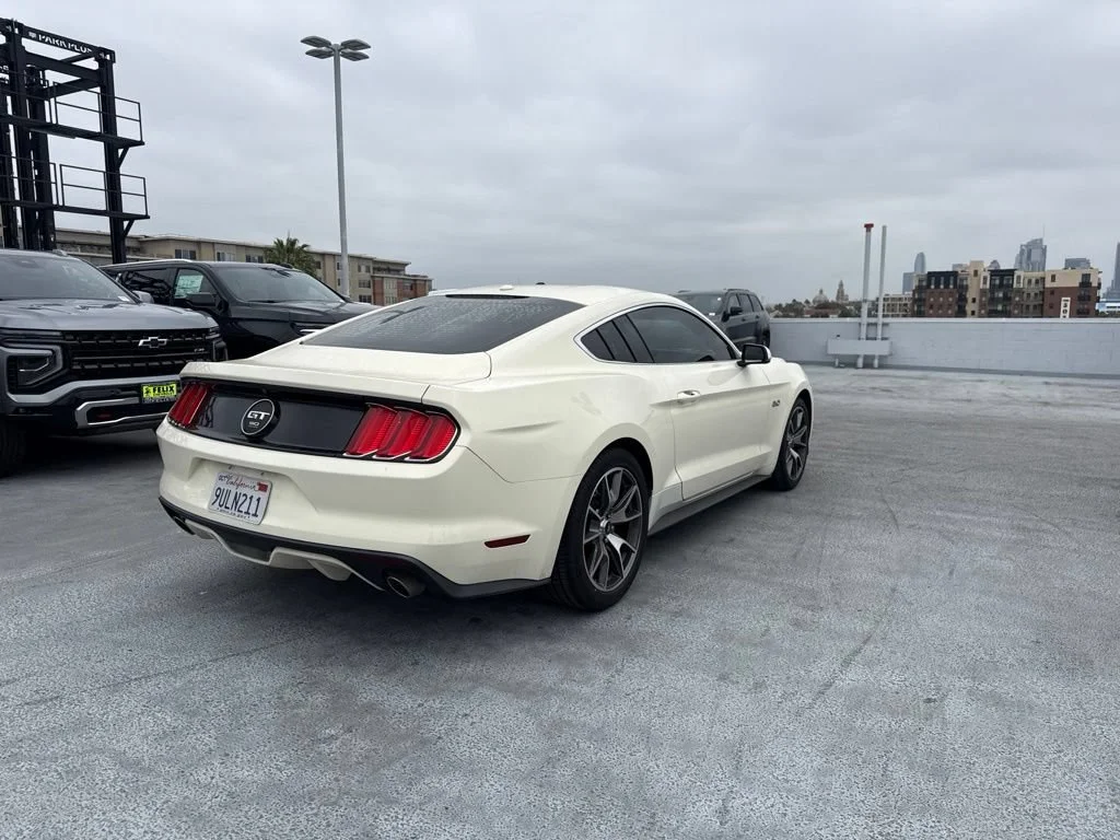Used 2015  Ford GT 50 Years Limited Edition image 5