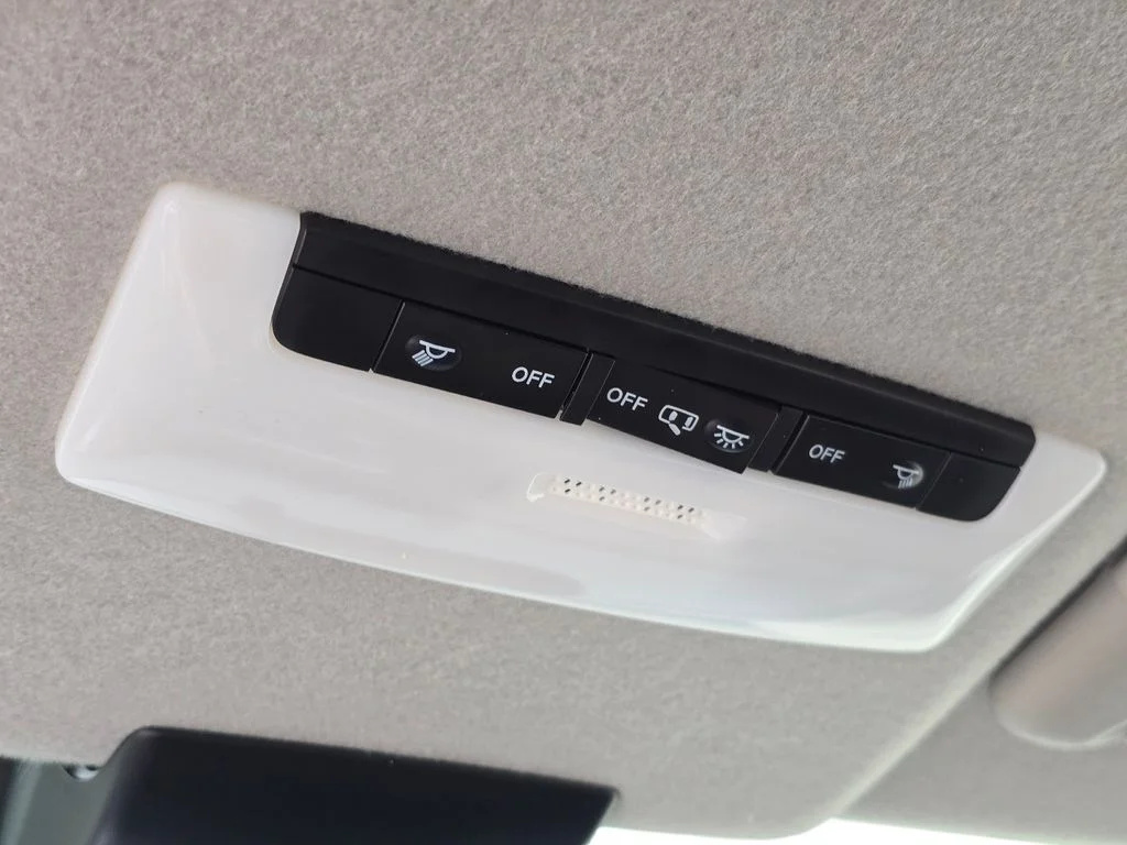 Used 2025 Black Nissan S image 21