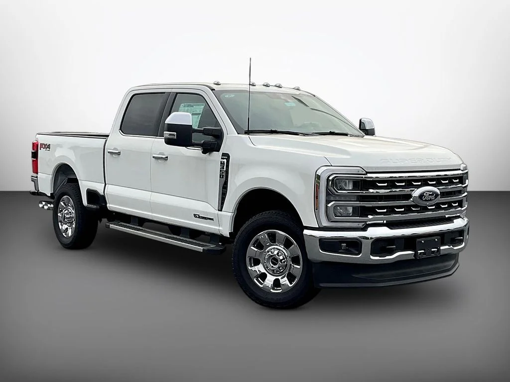 New 2026 Star White Metallic Tri-Coat Ford F-350® Lariat® image 1