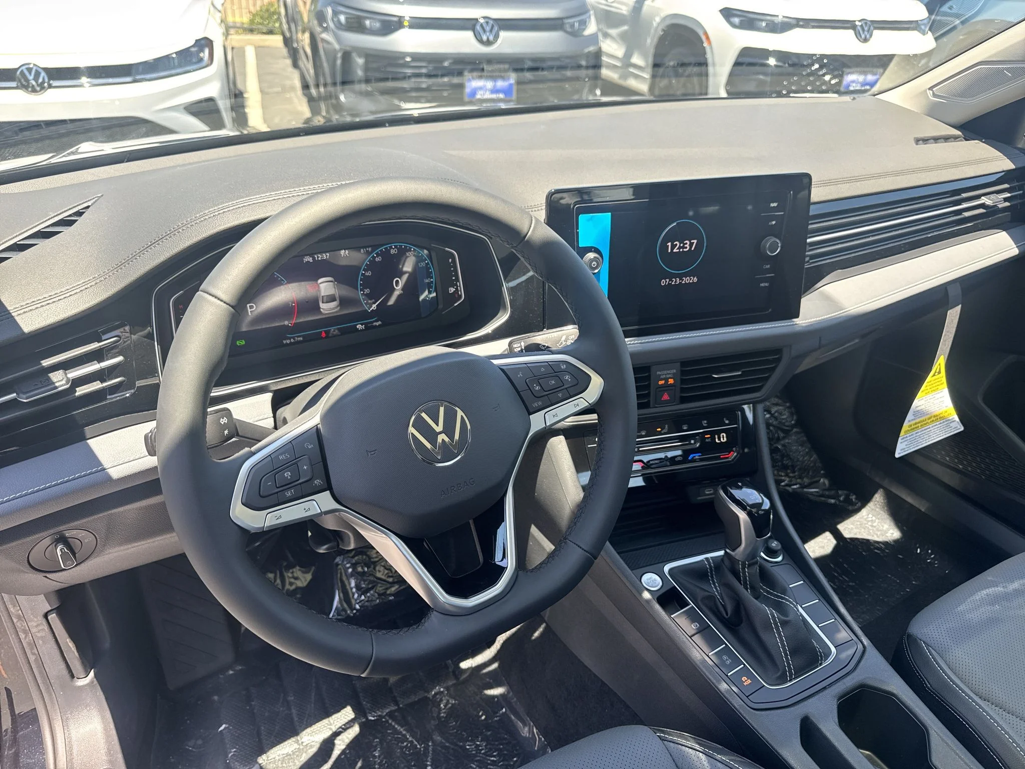 New 2026 Deep Black Pearl Volkswagen SEL image 15