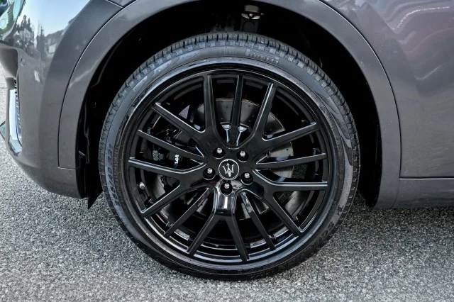 Used 2022 GRAY Maserati Modena image 61