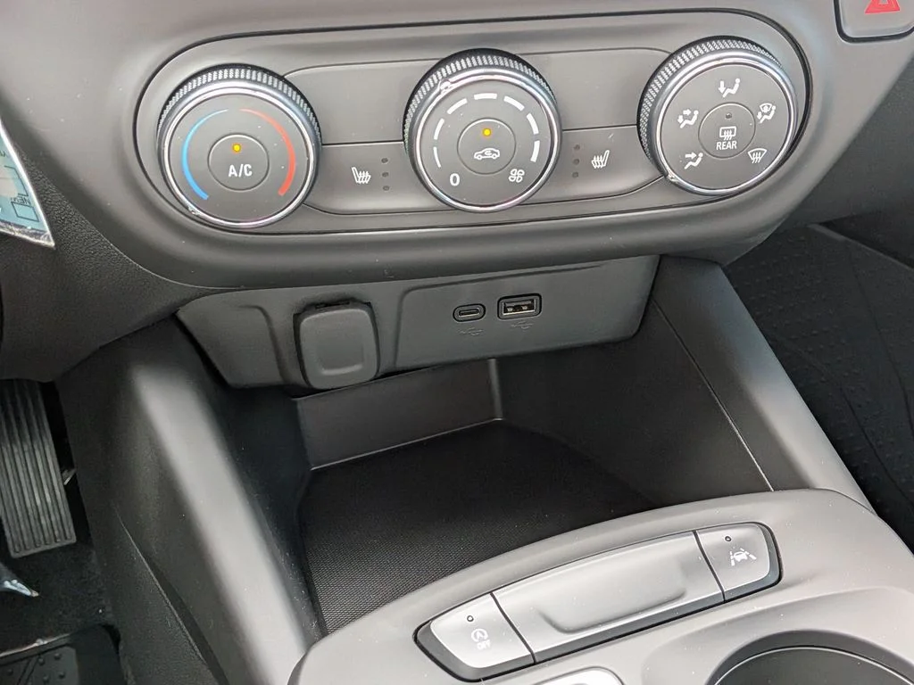 New 2026 Beige Chevrolet 1RS image 34