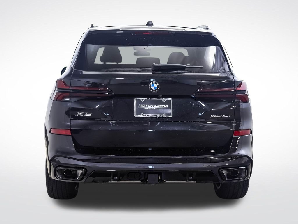 New 2026 Black Sapphire Metallic BMW xDrive40i image 4