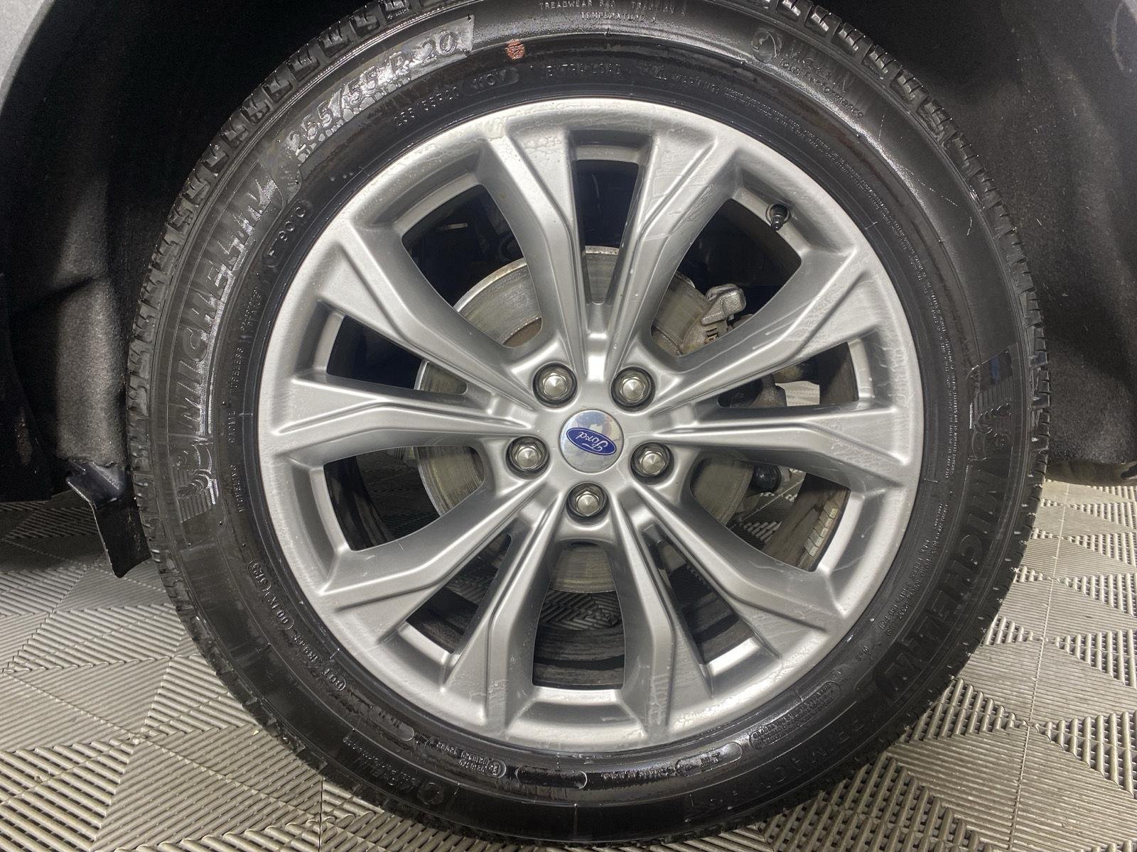 Used 2023 Carbonized Gray Ford Limited image 9