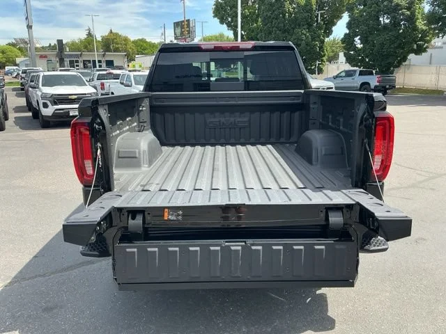 Used 2026 Onyx Black GMC Denali Ultimate image 7