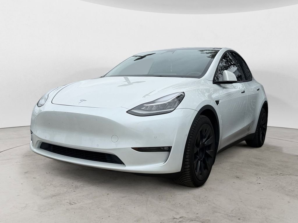 2022 Tesla Model Y Long Range Dual Motor All-Wheel Drive's photo