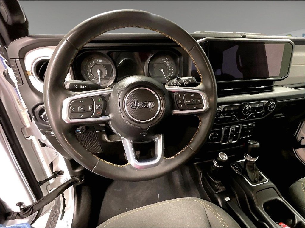 Used 2024 White Jeep Sahara 4xe image 17