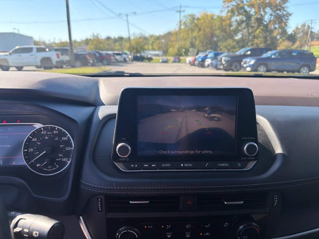 Used 2023 Gray Nissan S image 22