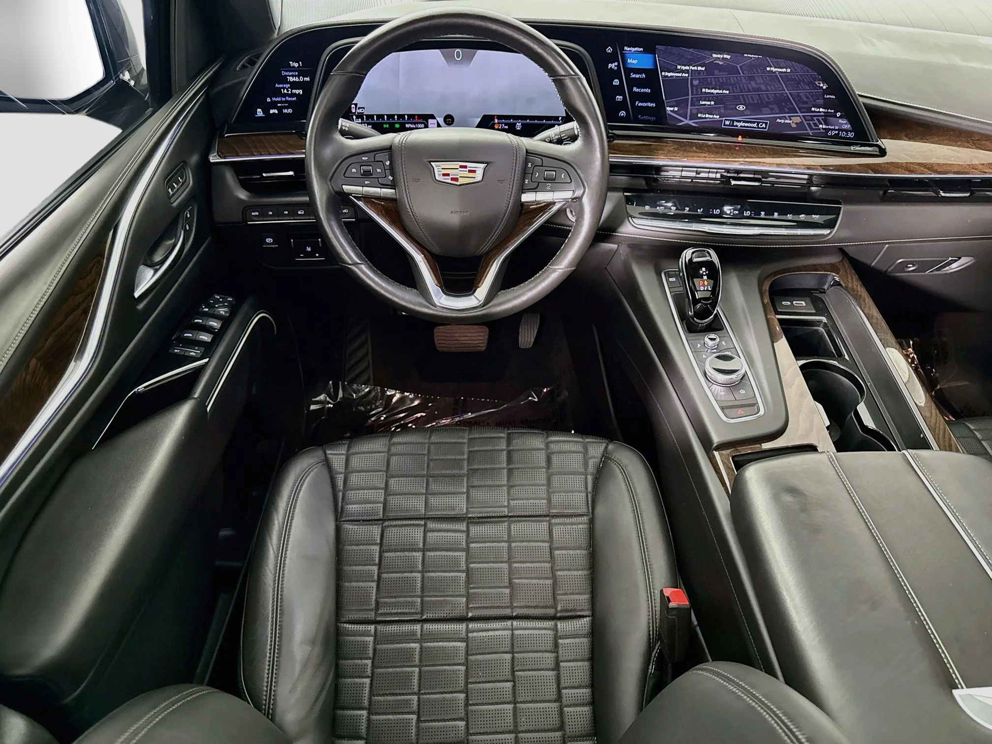 Used 2021 BLACK RAVEN Cadillac Sport Platinum image 25