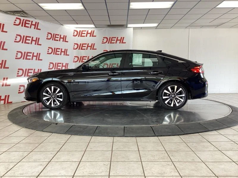 Used 2024  Honda EX-L image 4
