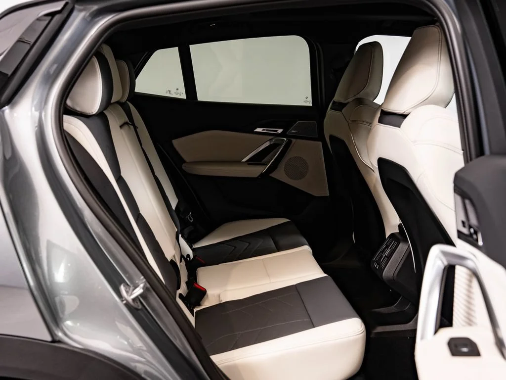 New 2027 Skyscraper Grey Metallic BMW xDrive28i image 44