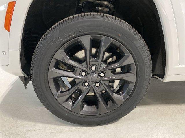 New 2026 Bright White Clearcoat Jeep Limited image 32