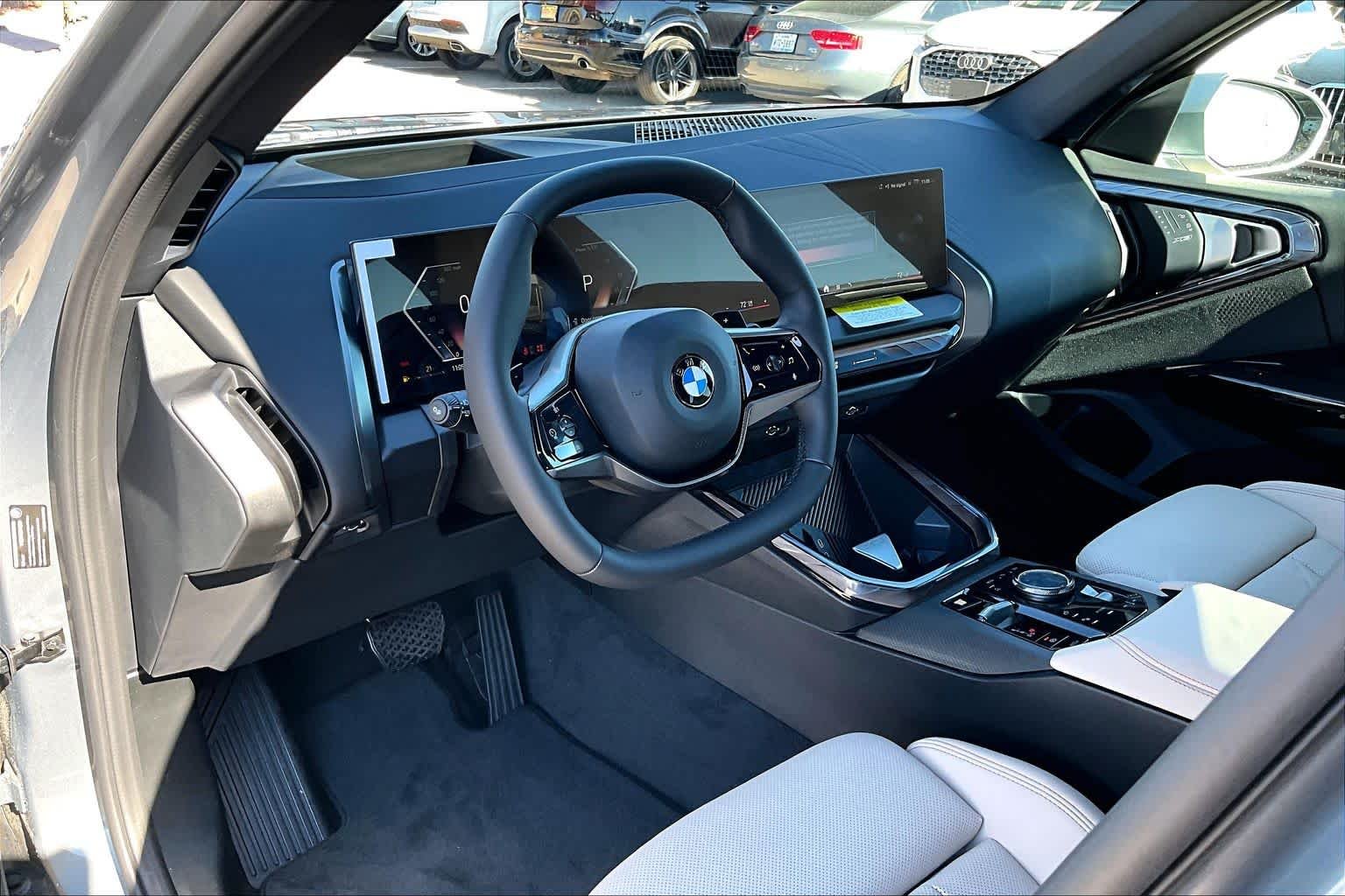 Used 2026 Skyscraper Grey Metallic BMW 30 xDrive image 8