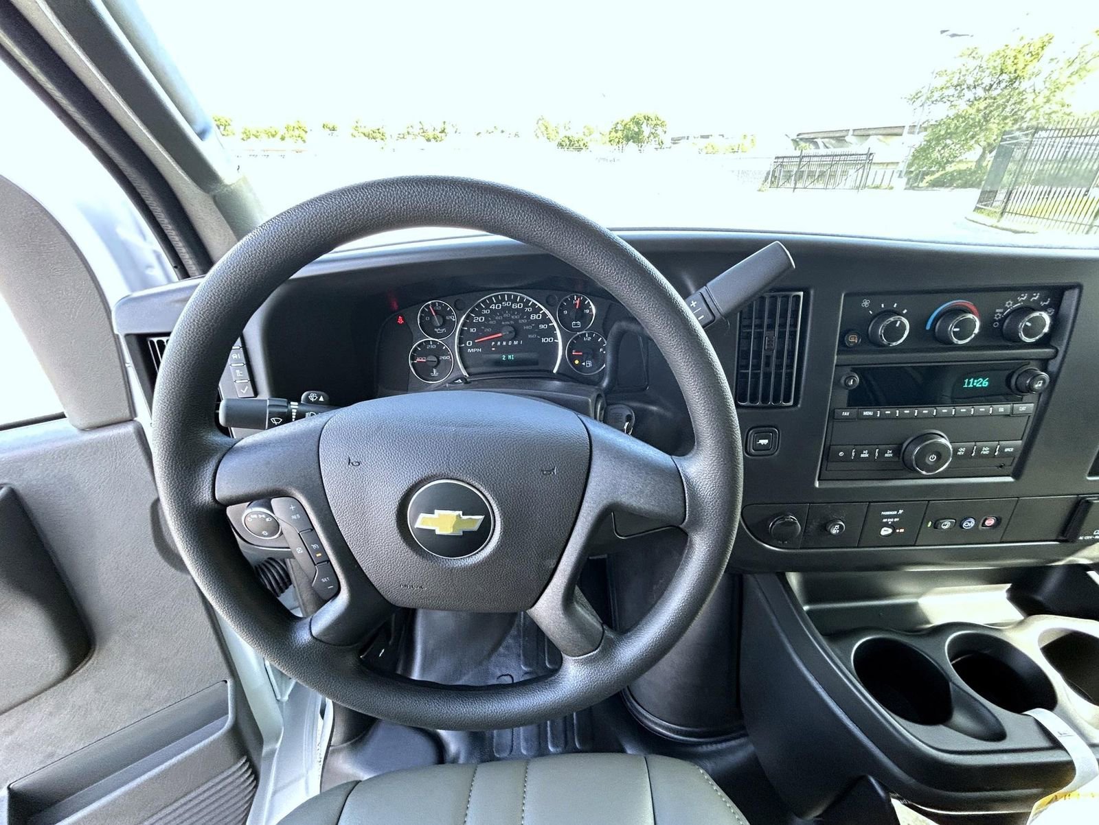 2025 Chevrolet Express Cargo Work Van - Photo 13