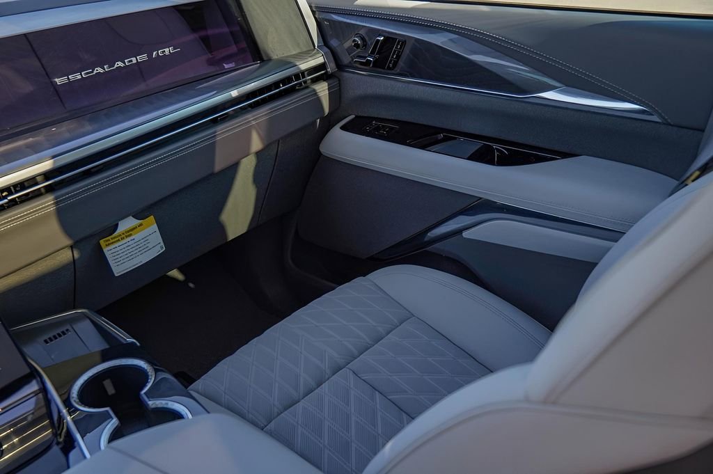 2026 Cadillac Escalade IQL Sport - Photo 20
