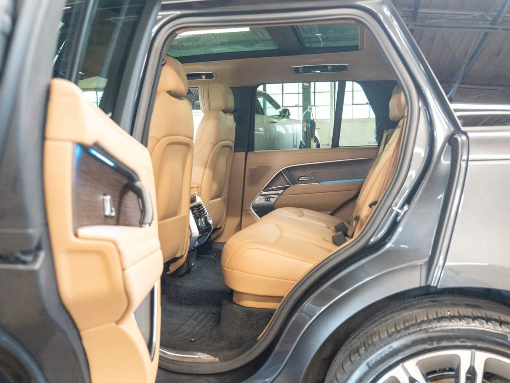 Used 2025 Gray Land Rover SE image 34