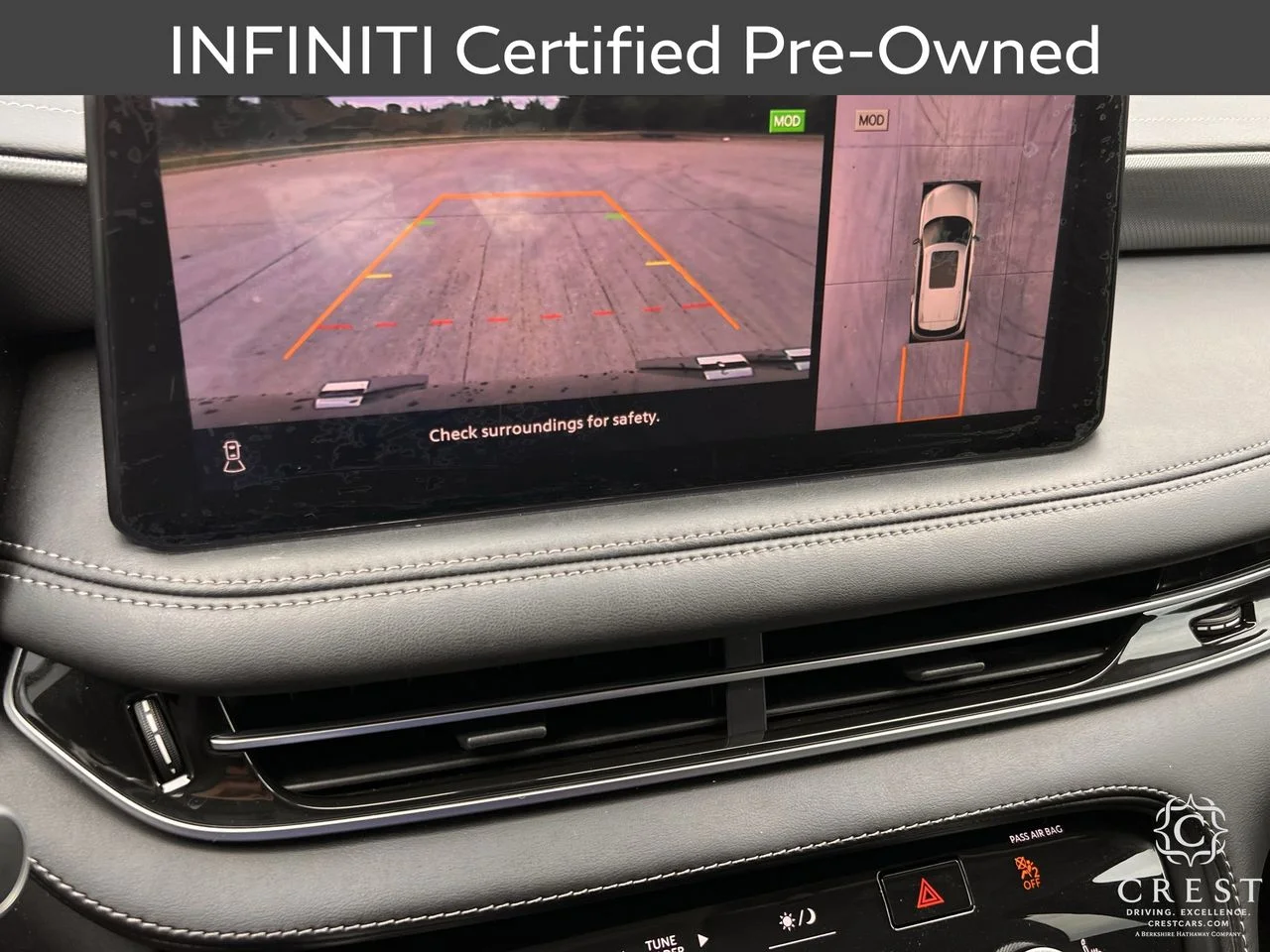 Certified Used 2025 Mineral Black INFINITI LUXE image 18
