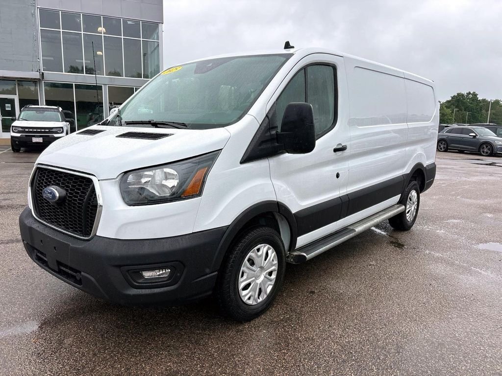 Used 2025 White Ford  image 6