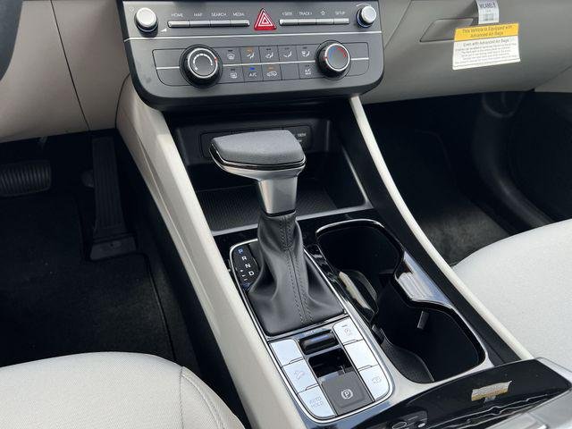 New 2026 Blue Hyundai SE FWD image 20
