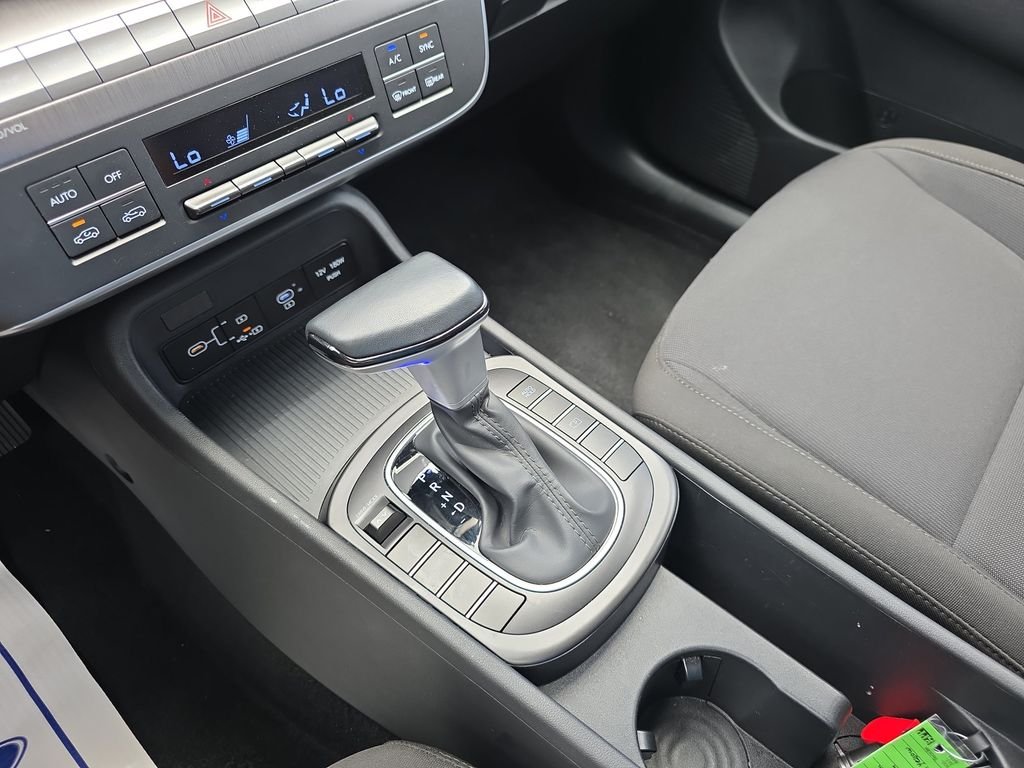 Used 2025 Yellow Hyundai SEL image 30