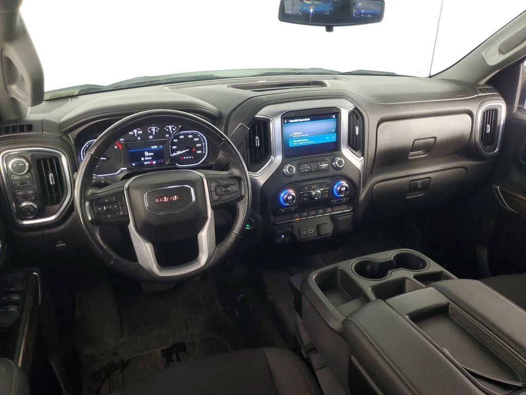 Used 2021 White GMC Elevation image 16