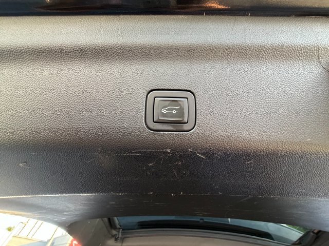 Used 2024 Black Chevrolet Premier image 9