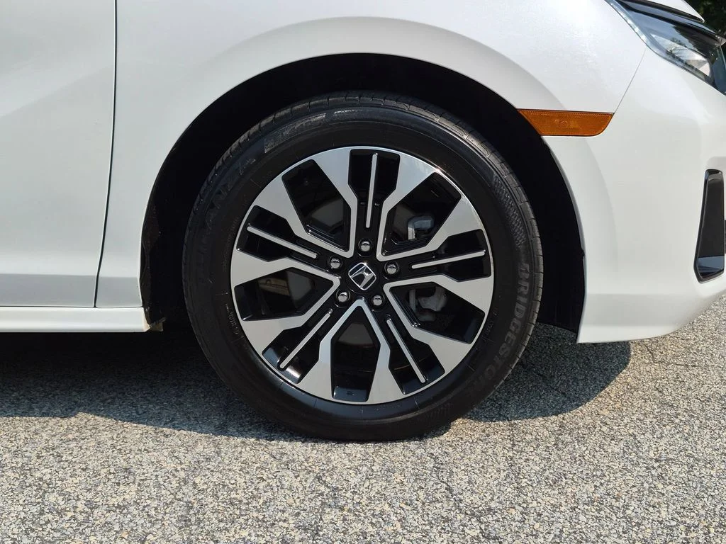 Used 2025 White Honda Elite image 34