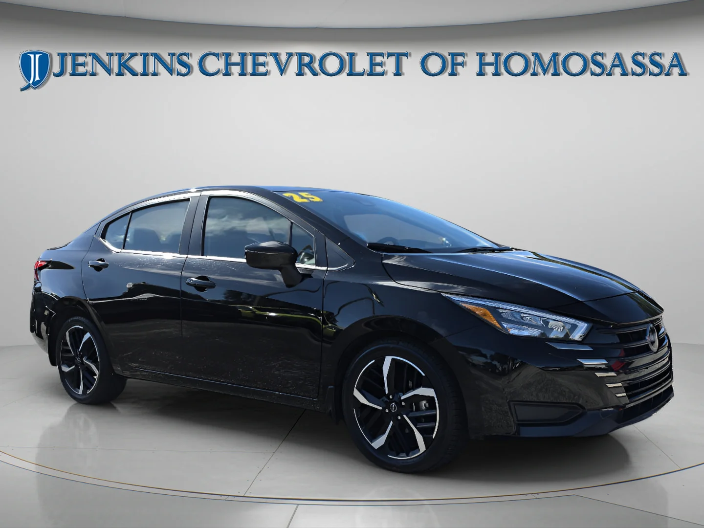 Used 2025 Super Black Nissan SR image 2