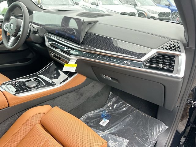 New 2026 Black BMW sDrive40i image 24