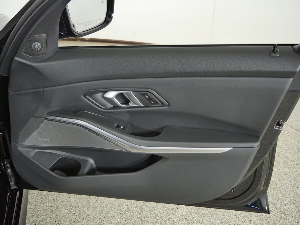 New 2026 Black Sapphire Metallic BMW 330i xDrive image 19