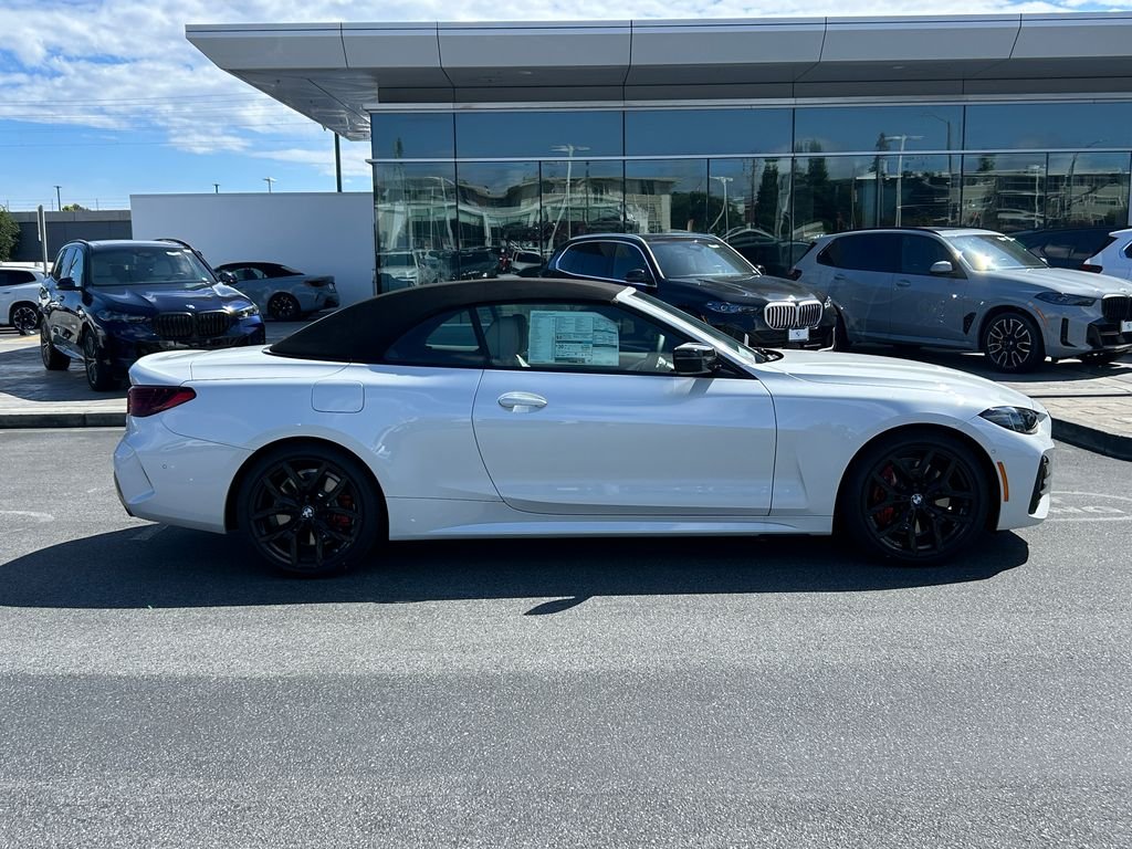 New 2026 Mineral White Metallic BMW 430i image 6