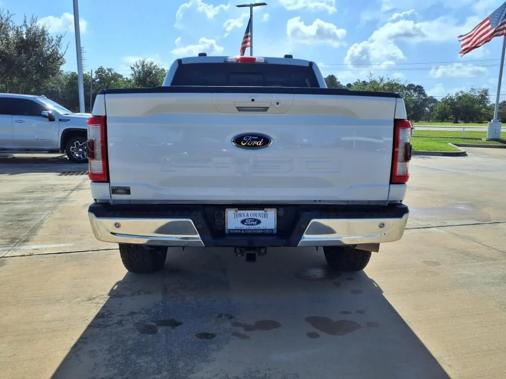 Used 2021 White Ford Lariat image 19