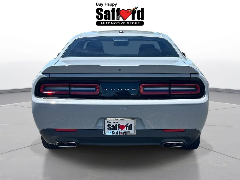 Used 2021 Gray Dodge SXT image 7
