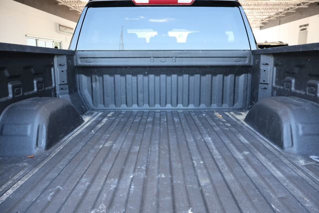 Used 2025 Onyx Black GMC Elevation image 20