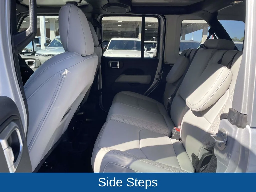 Used 2023 Silver Jeep Sahara 4xe image 17