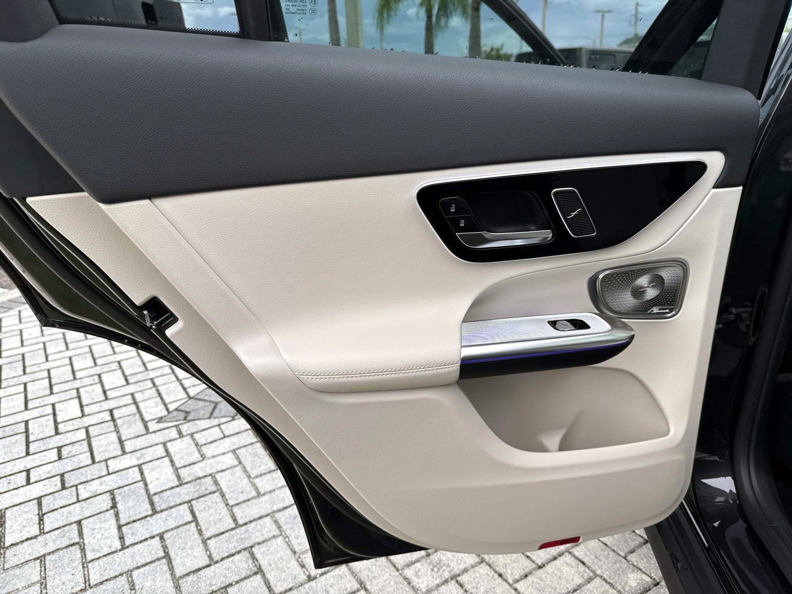 New 2027 Gray Metallic Mercedes-Benz 300 SUV image 11