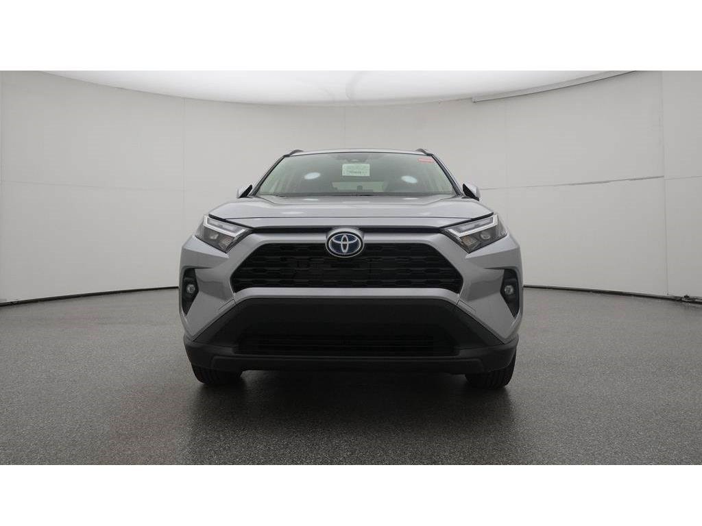Used 2023 Silver Sky Metallic Toyota Hybrid XLE Premium image 31