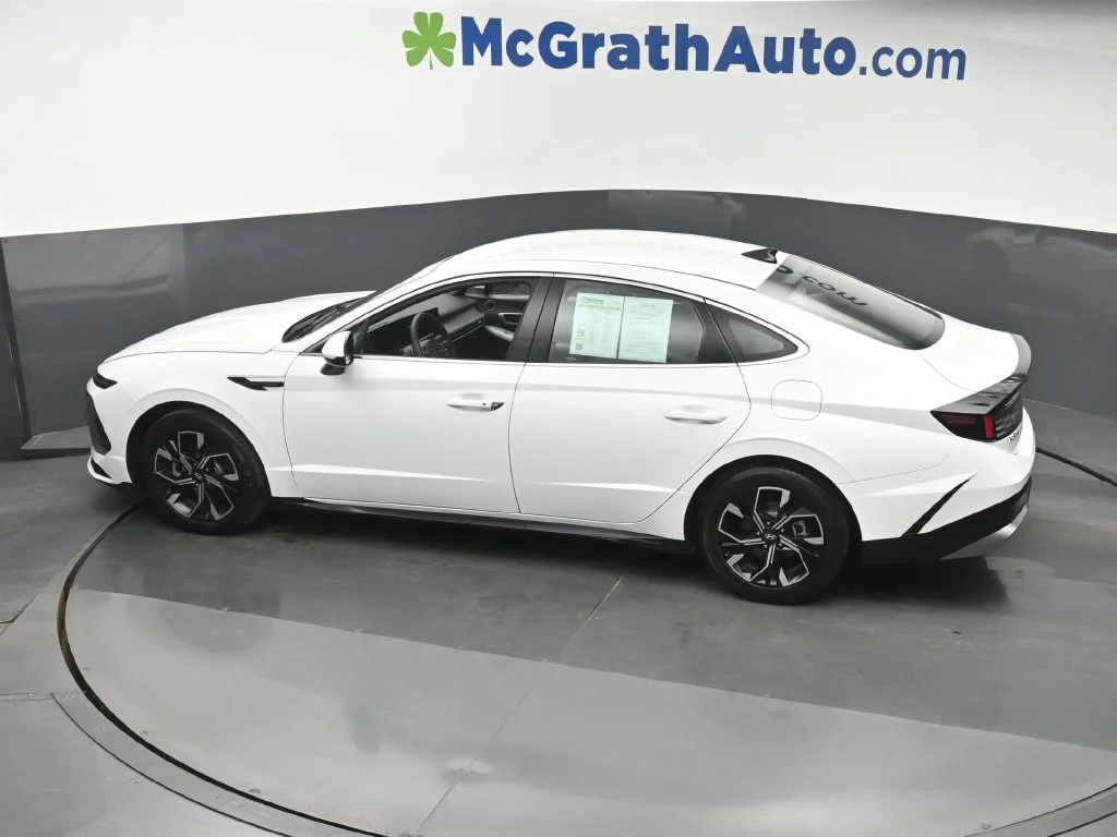 Certified Used 2024 White Hyundai SEL image 23