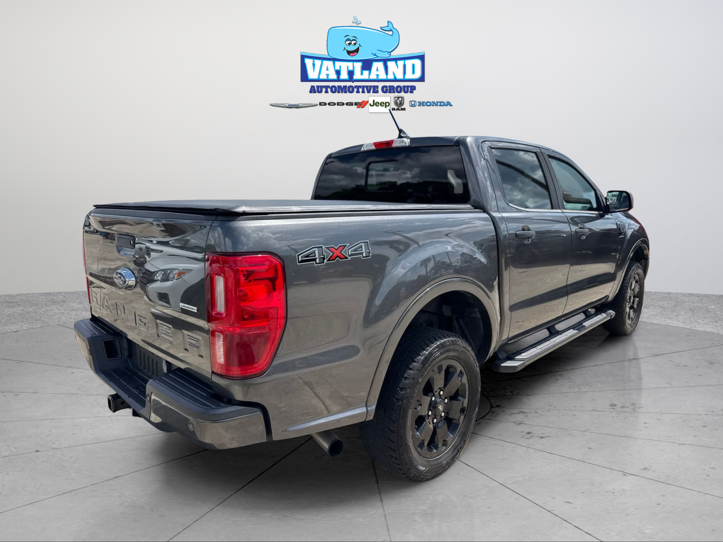 Used 2020 Gray Ford XLT image 5
