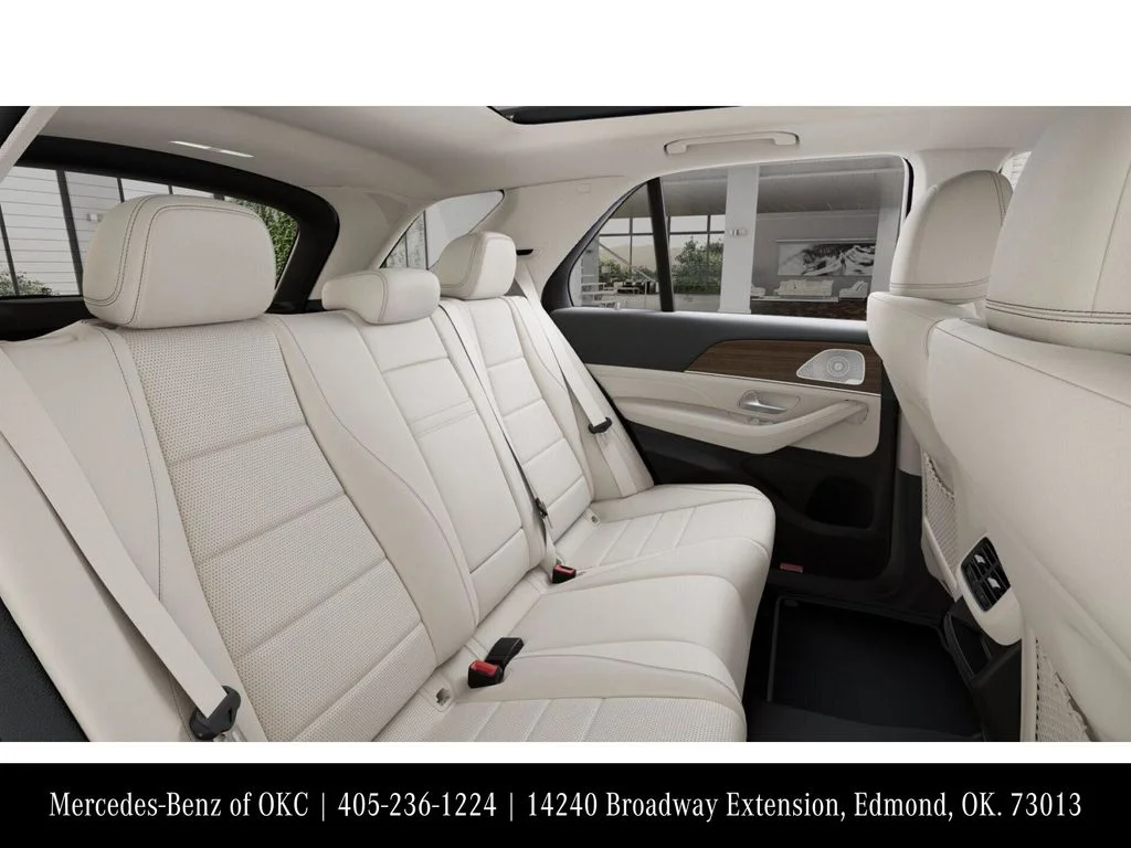 New 2026 Blue Mercedes-Benz GLE 450 image 5