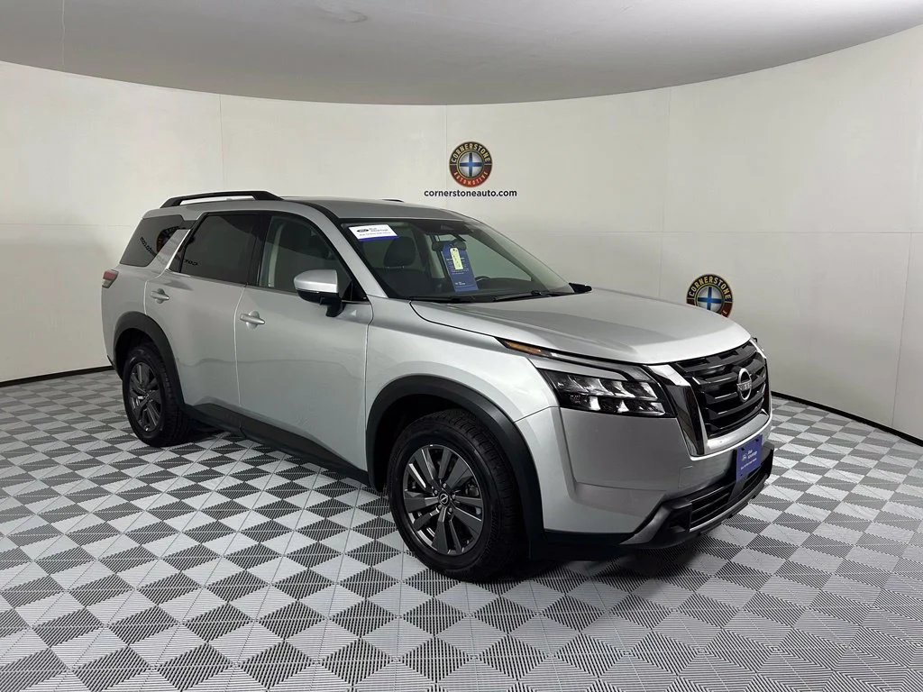 Used 2024 Silver Nissan SV image 15