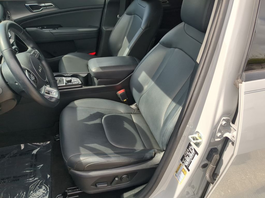 Used 2023 Gray Kia SX image 18