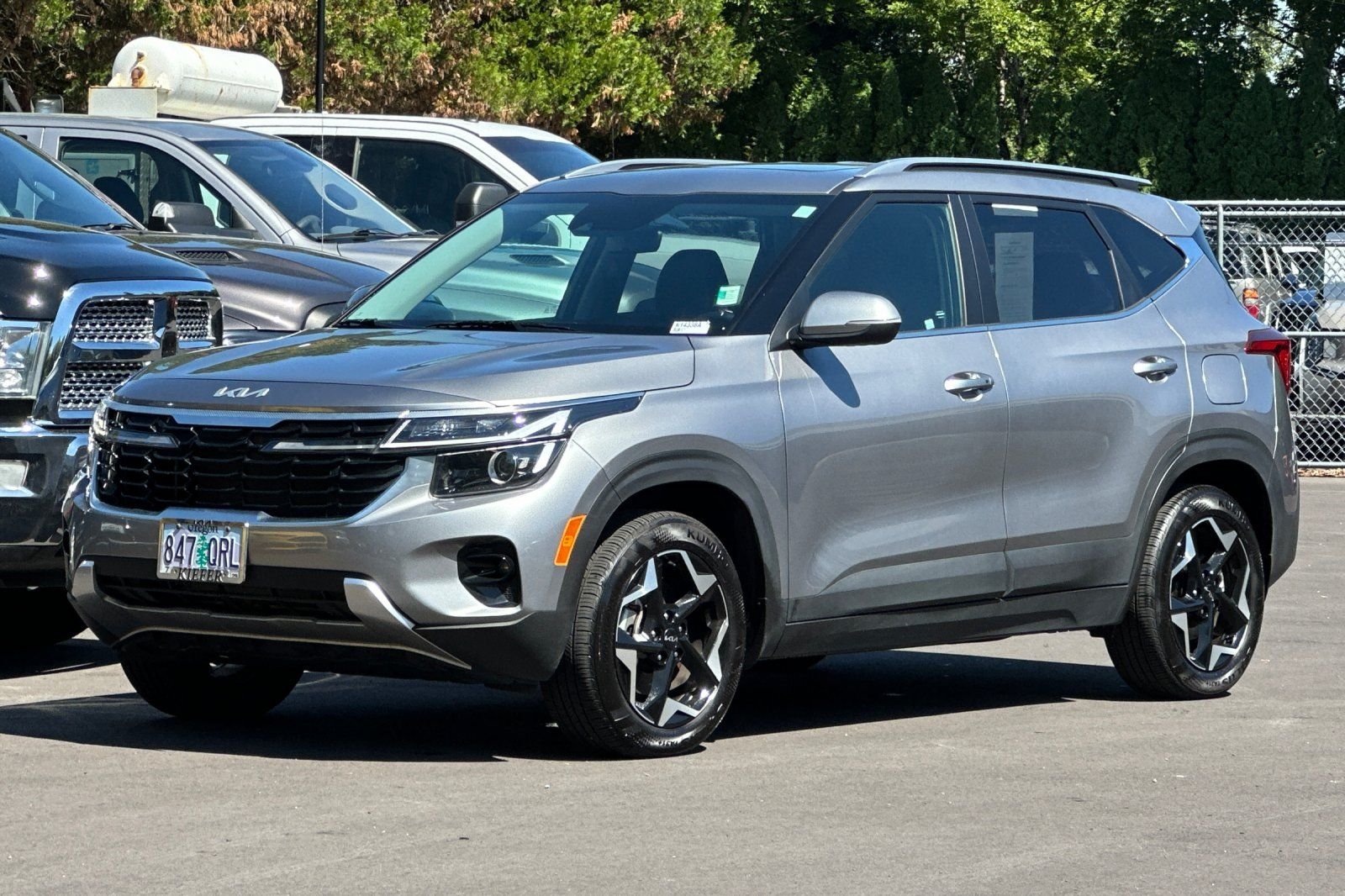 Used 2025 Gray Kia EX image 8