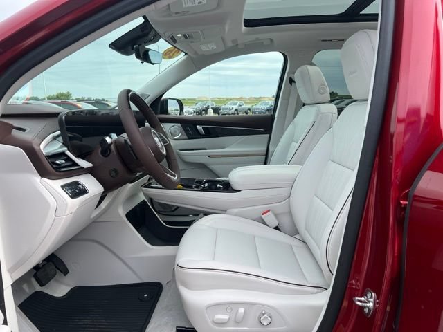 New 2026 Cherry Red Tintcoat Buick Avenir image 21
