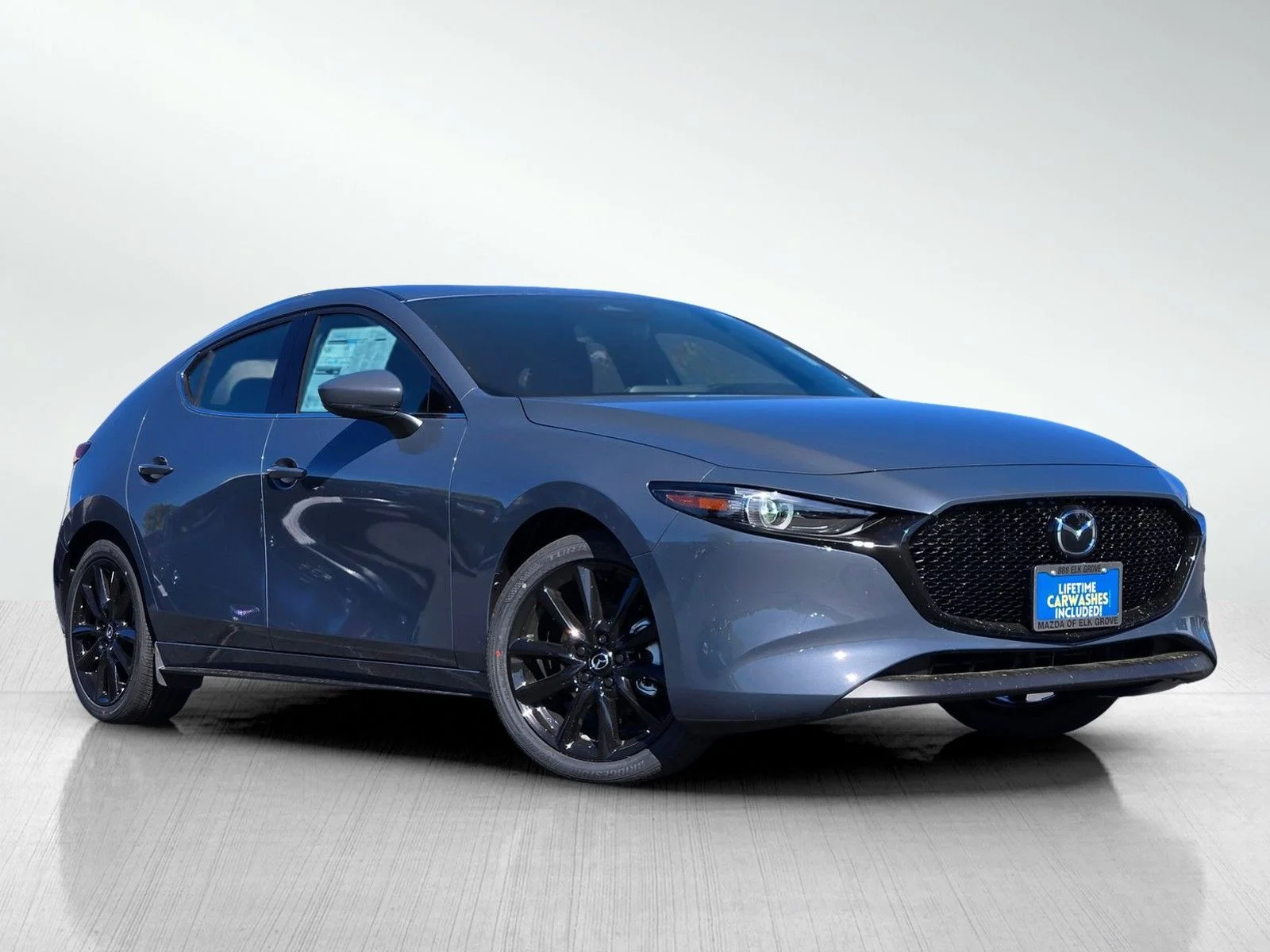 2026 Mazda CX-3 Premium MT 5-Door SKYACTIV's photo