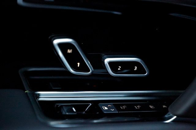 2026 Land Rover Range Rover SE - Photo 27