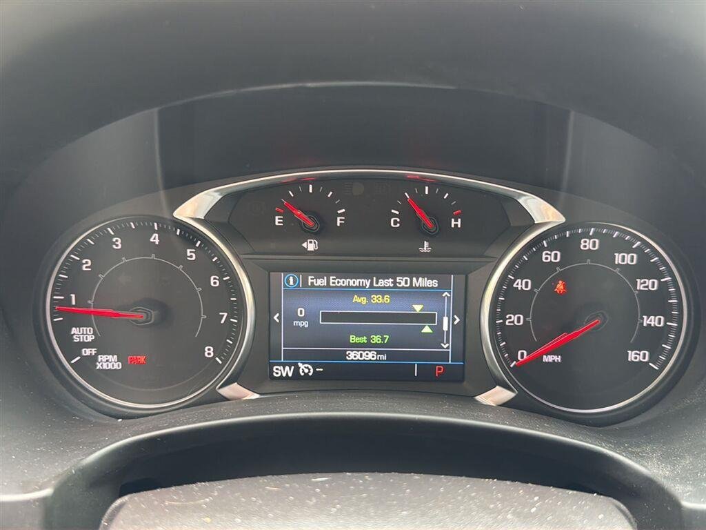 Used 2024 Summit White GMC SLE image 16