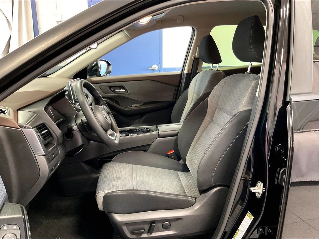 Used 2023 Black Nissan SV image 10